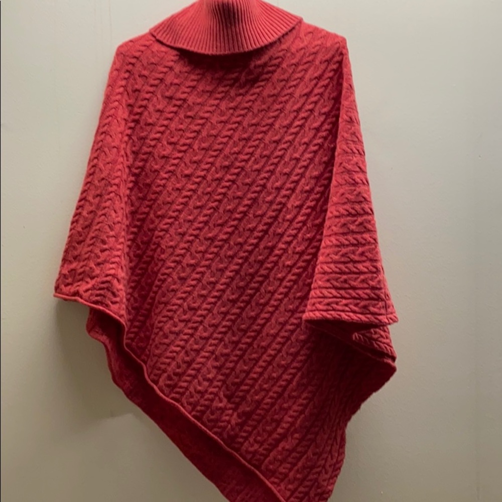 Cashmere poncho